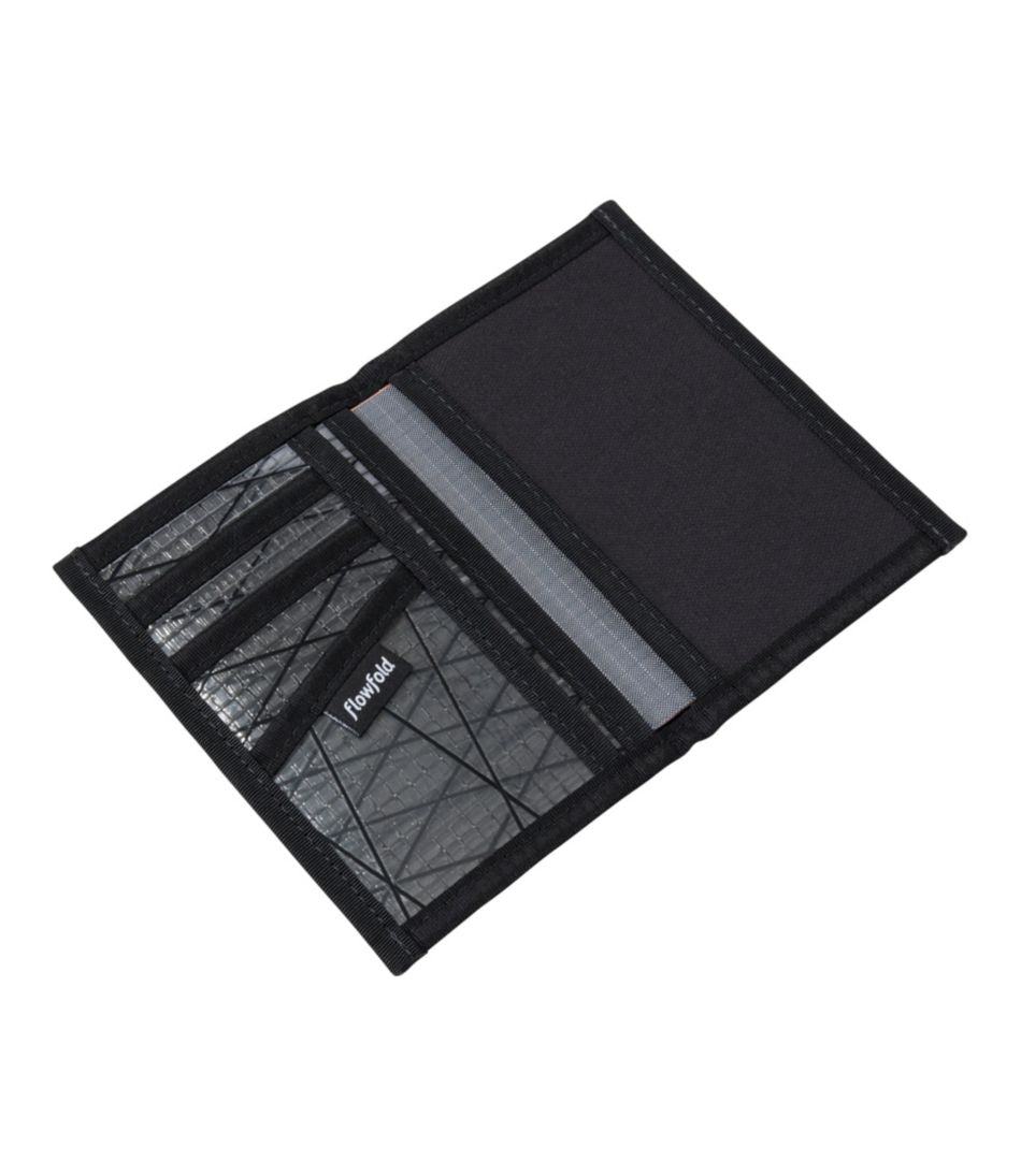 Flowfold RFID Navigator Passport Holder - L.L.Bean Great Value