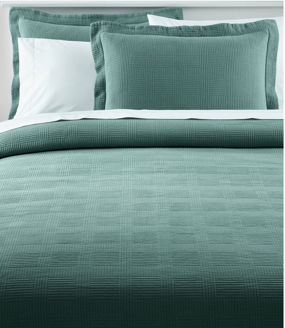 Vintage Matelassé Coverlet - L.L.Bean Signature