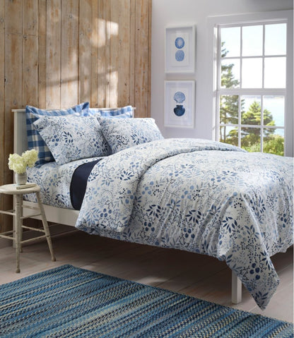 L.L.Bean Braided Wool Rug, Horizontal Braid - L.L.Bean Featured